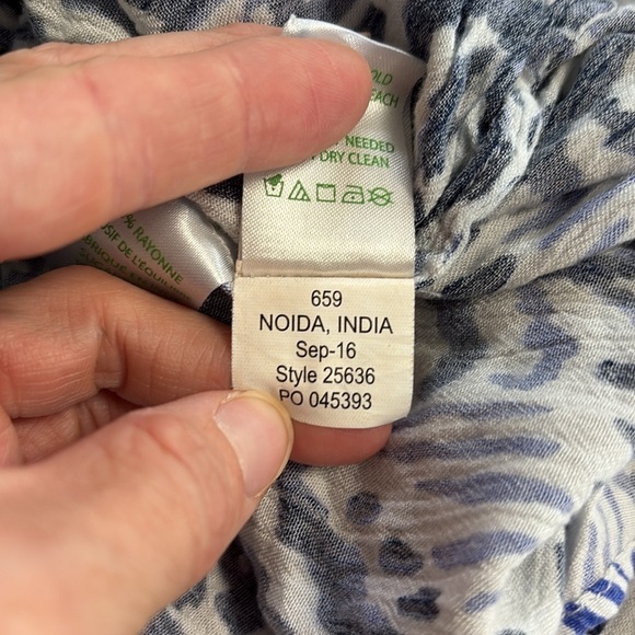 Lilly Pulitzer Nita Dress pompom blue white off shoulder summer cruise small - Picture 6 of 6